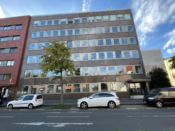 Bürofläche zur Miete provisionsfrei 10,50 € 317 m²<br/>Bürofläche ab 317 m²<br/>Teilbarkeit Neudorf - Nord Duisburg 47057