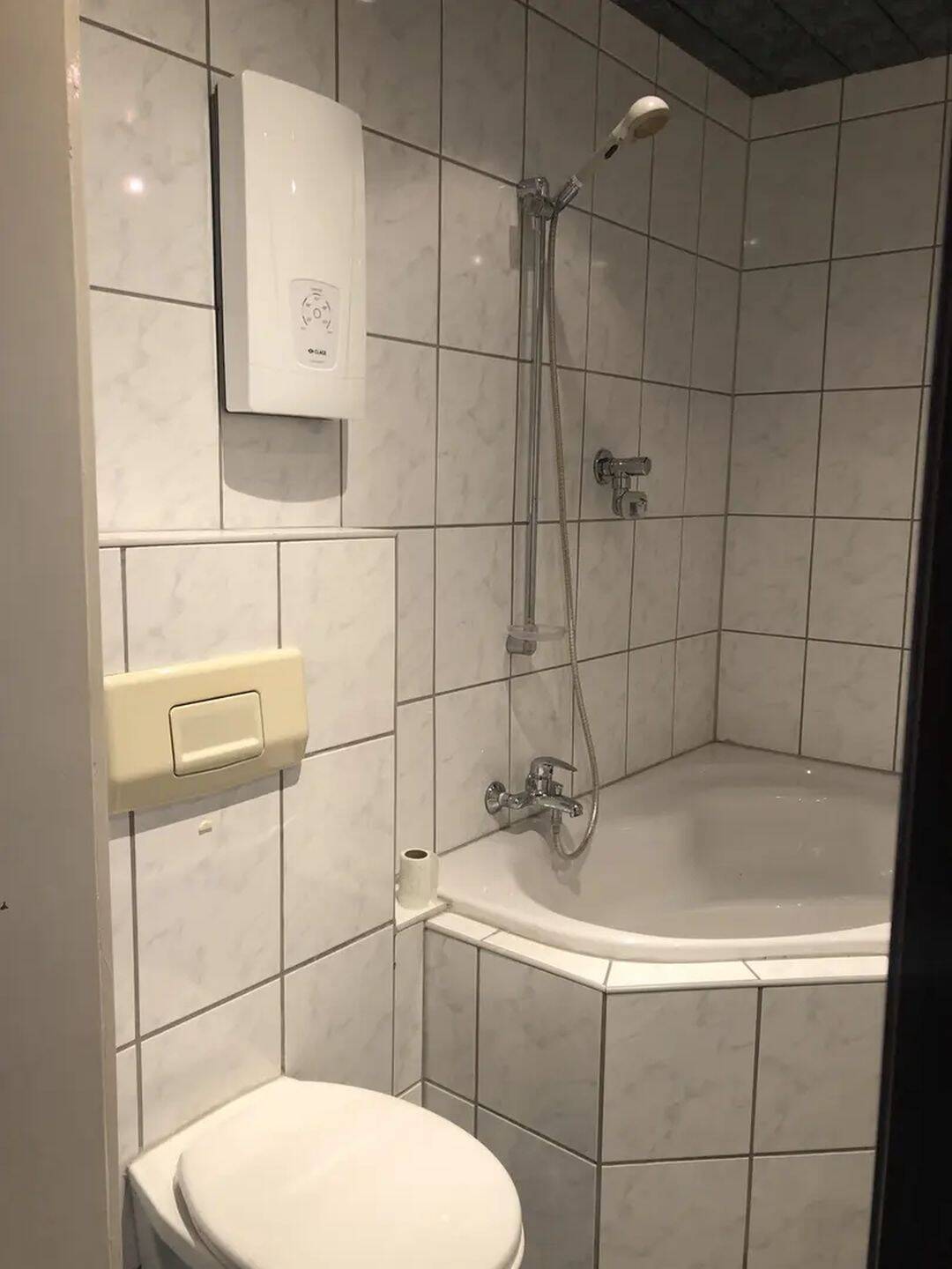 2 Zimmer, Balkon & Weitblick – Wohnen in Toplage von Aachen-Frankenberg – Burgstraße 34, 52066 Aachen – Vorschaubild 5