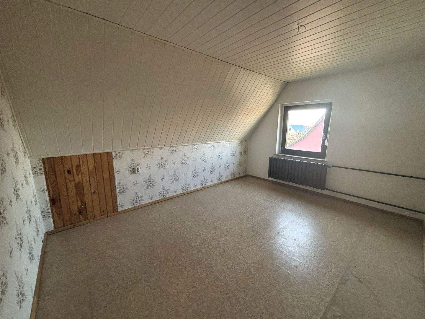 Immobilie in Rathenow - Ruhig gelegenes, sofort beziehbares Einfamilienhaus in Rathenow-Nord mit großem Garten, Kamin und Nebengebäude - Bild 4