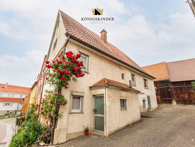 Mehrfamilienhaus zum Kauf 299.000 € 6 Zimmer 133,8 m² 897 m² Grundstück Hessigheim 74394