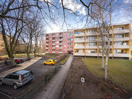 Wohnung zur Miete nur mit Wohnberechtigungsschein 366 € 1 Zimmer 30,8 m² 3. Geschoss frei ab sofort Falkentaler Steig 51 Hermsdorf Reinickendorf 13467
