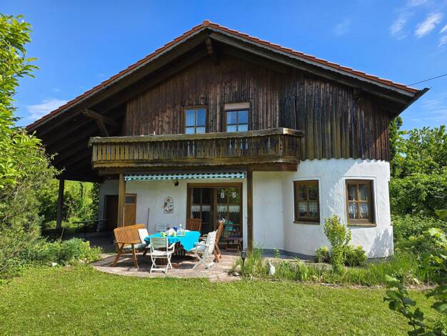 Einfamilienhaus zum Kauf 575.000 € 4 Zimmer 142,6 m² 811 m² Grundstück frei ab sofort Waldkraiburg 84478