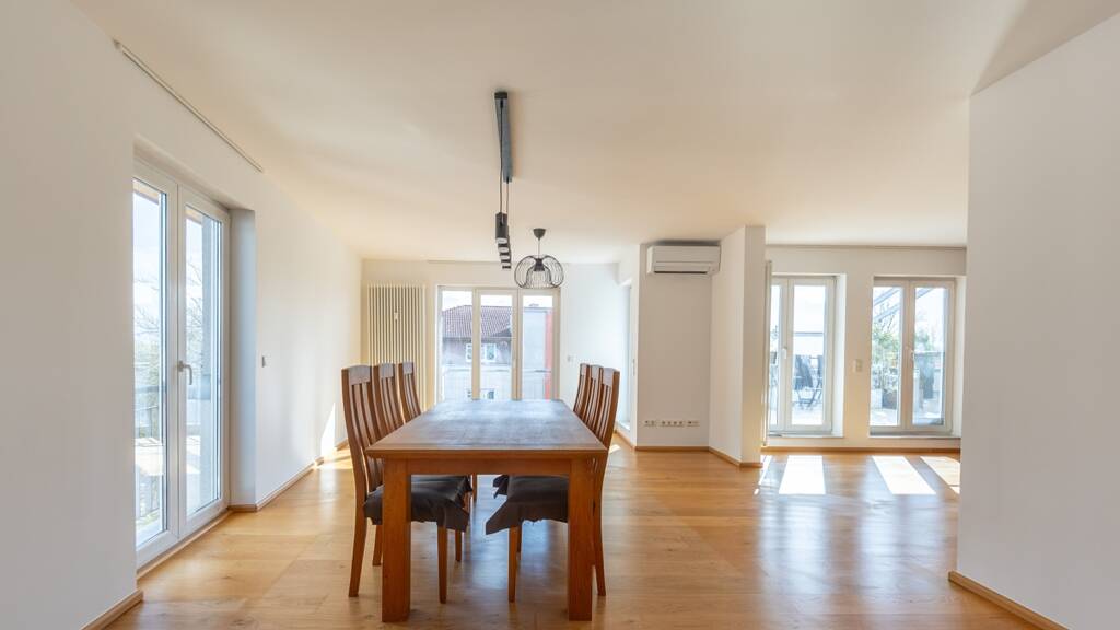 Penthouse zur Miete 2.250 € 3 Zimmer 119 m² frei ab sofort Mainz-Kostheim 55246