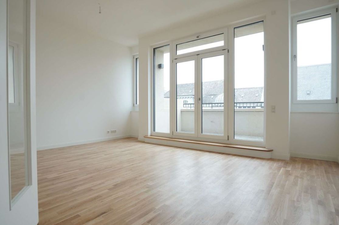 Wohnung zur Miete 900 € 4 Zimmer 100 m²<br/>Wohnfläche Wallstraße Bad Königshofen Bad Königshofen i.Grabfeld 97631