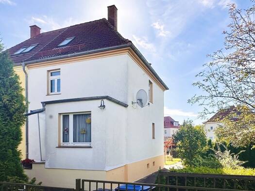 Doppelhaushälfte zum Kauf 320.000 € 4 Zimmer 86,5 m² 600 m² Grundstück Niedersedlitz Dresden 01257