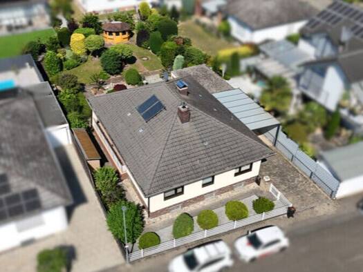 Bungalow zum Kauf 390.000 € 3 Zimmer 109 m² 725 m² Grundstück Schauernheim Dannstadt-Schauernheim 67125