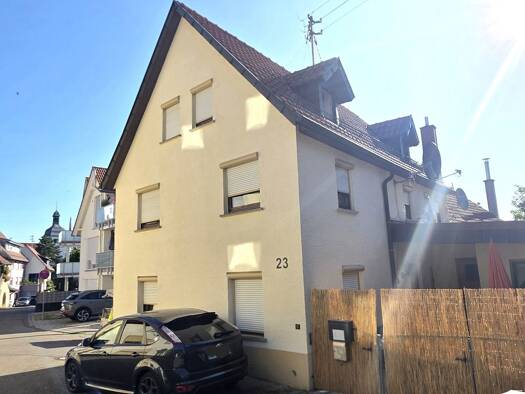 Einfamilienhaus zum Kauf provisionsfrei 390.000 € 8 Zimmer 137 m² 157 m² Grundstück Erdmannhausen 71729