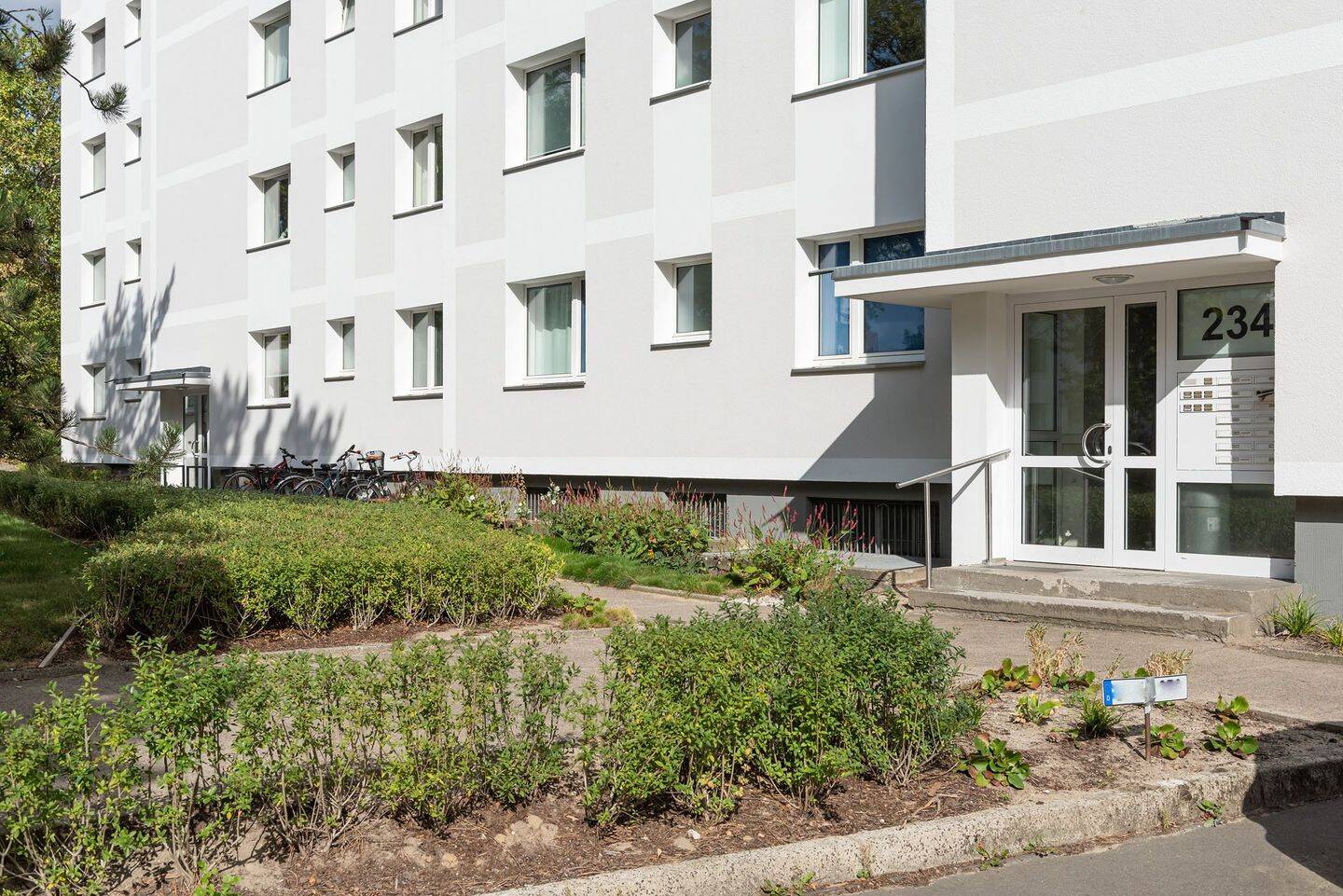 Property thumbnail 6