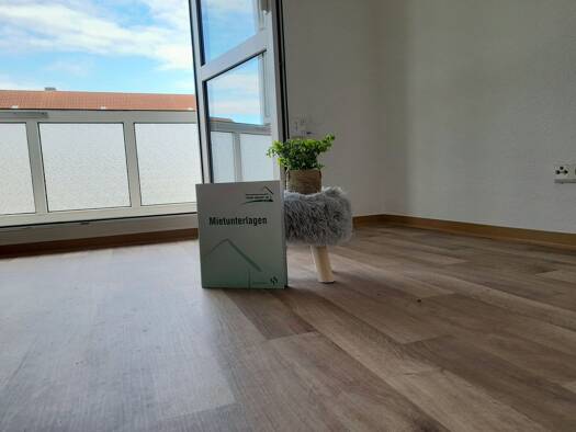 Wohnung zur Miete 357 € 3 Zimmer 59,5 m² 3. Geschoss frei ab sofort Am Waldfrieden 3 Zerbst Zerbst/Anhalt 39261