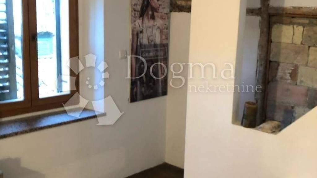 Haus zum Kauf 270.000 € 5 Zimmer 60 m² Cres