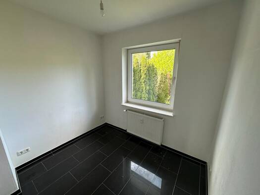 Wohnung zur Miete 650 € 2,5 Zimmer 83 m² Geschoss -1/2 frei ab sofort Zur Lüchte Veltheim Porta Westfalica 32457