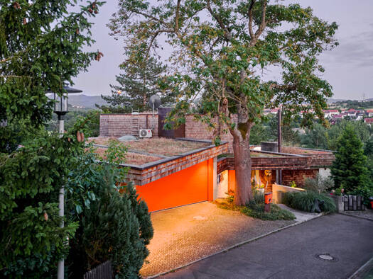 Einfamilienhaus zum Kauf 2.160.000 € 5,5 Zimmer 270 m² 928 m² Grundstück Pliezhausen 72124