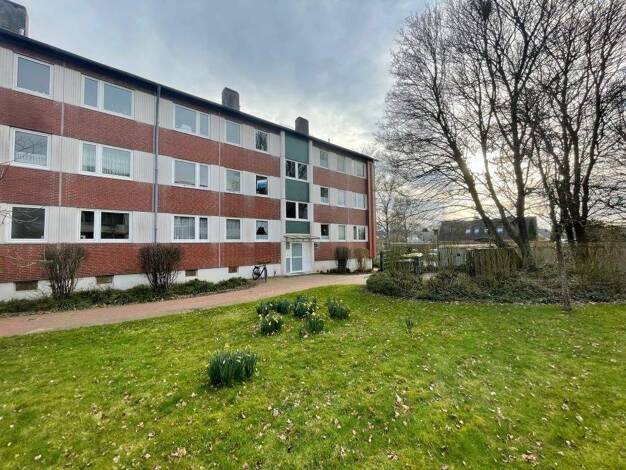 Wohnung zum Kauf provisionsfrei 175.600 € 2,5 Zimmer 72,1 m² 1. Geschoss Charles-Roß-Ring 48 Wik Kiel 24106
