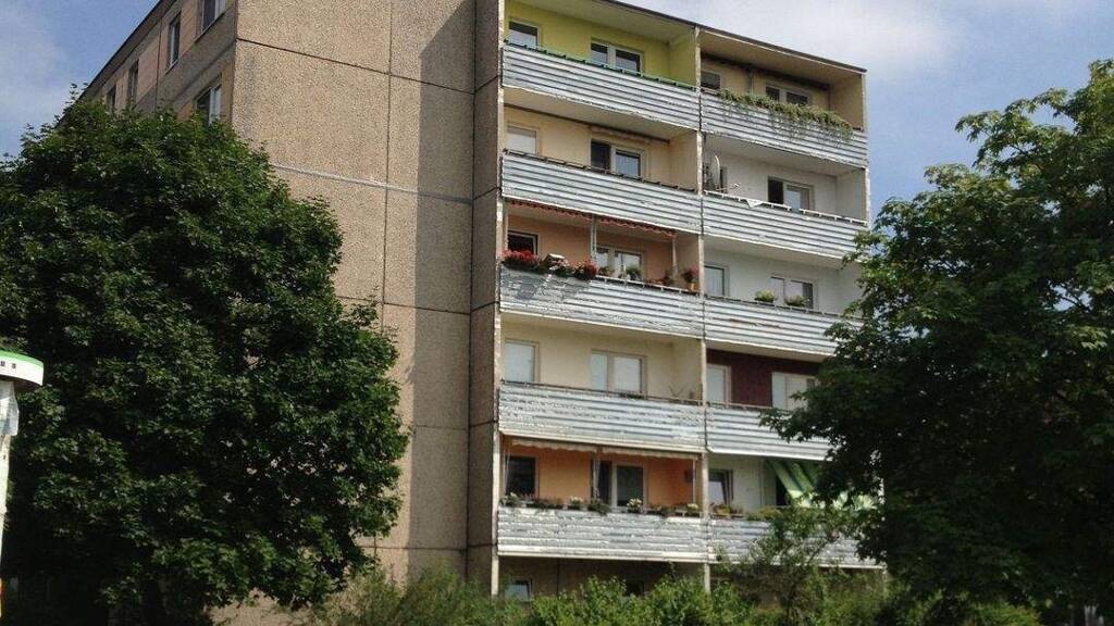 Wohnung zur Miete 395 € 3 Zimmer 71,7 m² 4. Geschoss frei ab 01.07.2026 Konrad-Wachsmann-Str. 15 Frankfurt Frankfurt (Oder) 15232