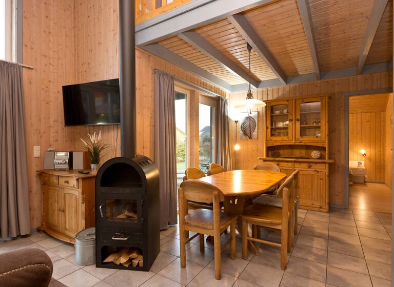 Einfamilienhaus zum Kauf 325.000 € 3 Zimmer 95 m²<br/>Wohnfläche 708 m²<br/>Grundstück Rechlin Rechlin 17248