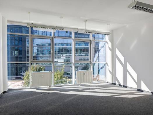 Bürofläche zur Miete 18 € 1 Zimmer 23,7 m² Bürofläche Ottobrunn 85521