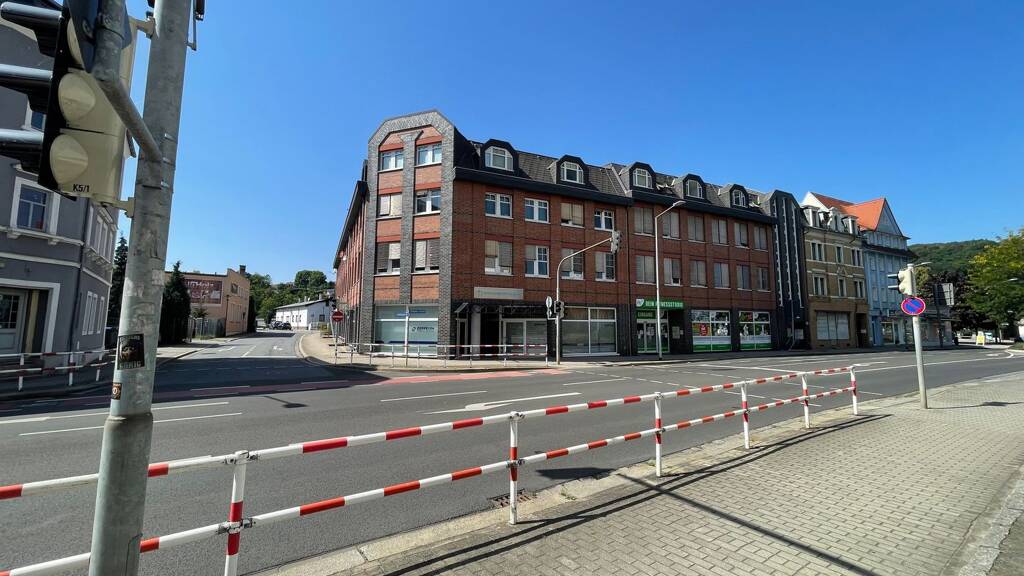 Büro zur Miete 6,26 € 6 Zimmer 143,7 m² Bürofläche Dresdner Str. 72 Freital 01705