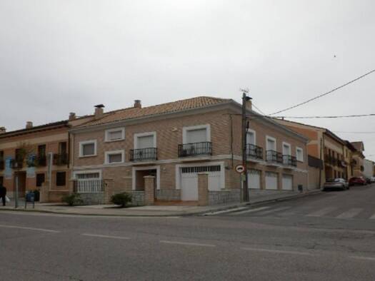 Chalet zum Kauf 3 Zimmer 368 m² Inmaculada 6 Casarrubuelos 28977
