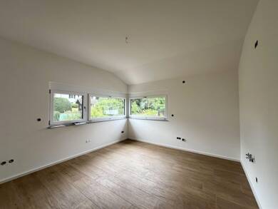 Wohnung zur Miete 790 € 3 Zimmer 88 m² Dachgeschoss frei ab 15.08.2025 Lohr Lohr 97816