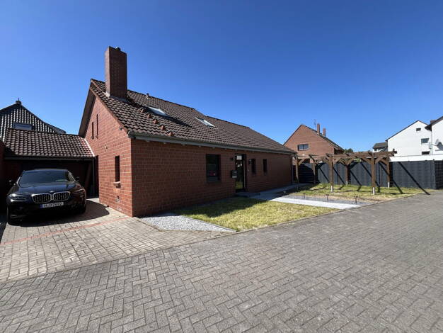 Einfamilienhaus zum Kauf provisionsfrei 500.000 € 6 Zimmer 143 m² 583 m² Grundstück Wichtringhausen Wichtringhausen 30890
