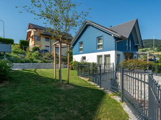 Einfamilienhaus zum Kauf 1.385.302 € 5 Zimmer 133 m² 636 m² Grundstück Haldenweg 6 Läufelfingen 4448