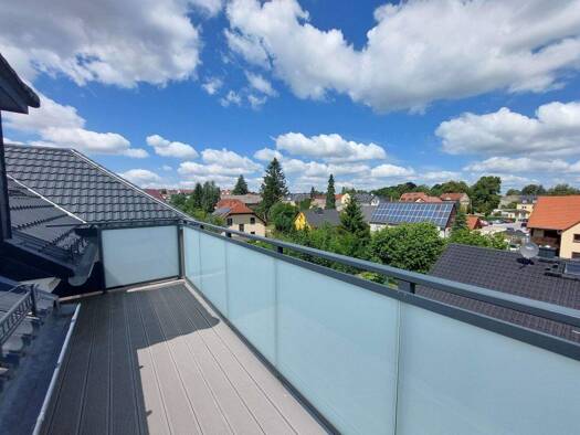 Wohnung zur Miete 977 € 4 Zimmer 93 m² Pulsnitz Pulsnitz 01896