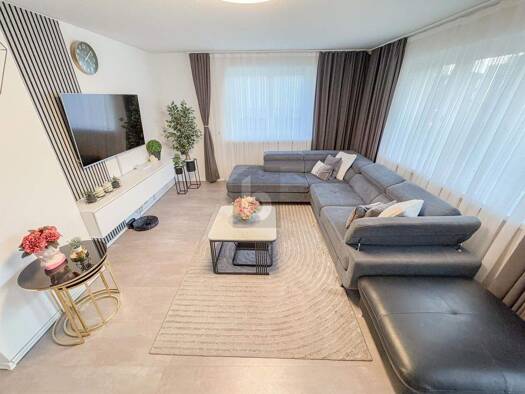 Mehrfamilienhaus zum Kauf 9 Zimmer 218 m² 644 m² Grundstück Feldkirch 6800