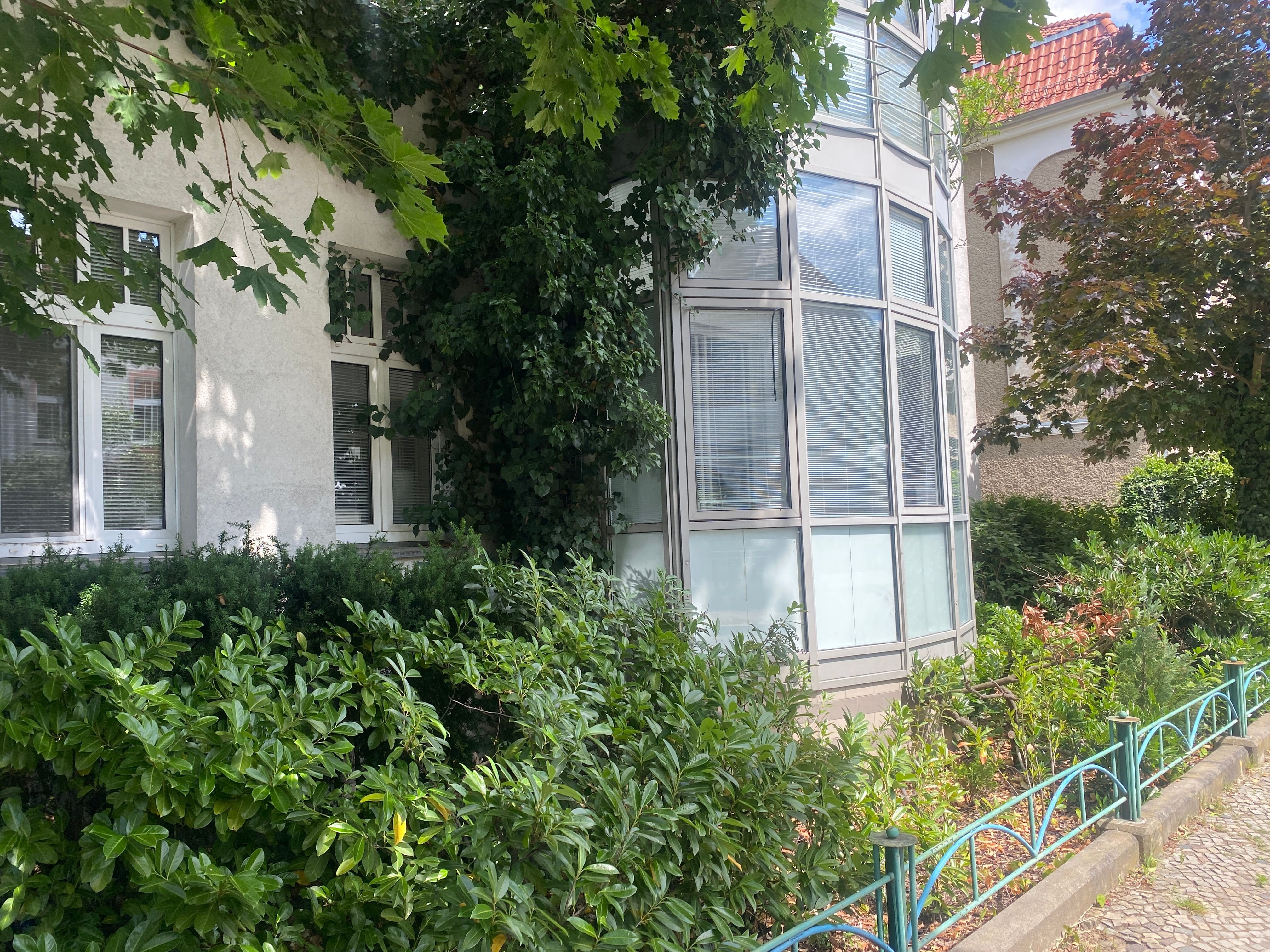 Wohnung zum Kauf 399.000 € 3 Zimmer 97 m²<br/>Wohnfläche EG<br/>Geschoss ab sofort<br/>Verfügbarkeit Alt-Hohenschönhausen Berlin 13053