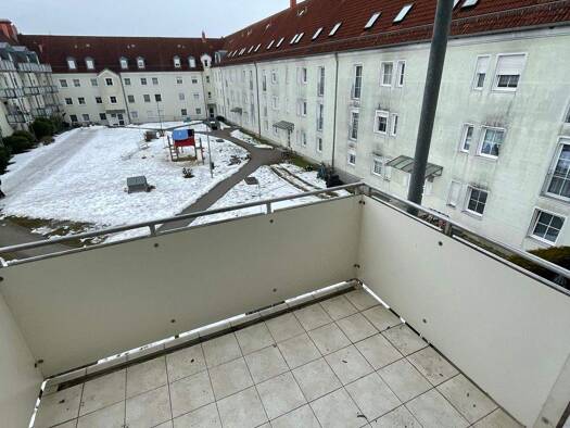 Wohnung zur Miete nur mit Wohnberechtigungsschein 465 € 3 Zimmer 66,9 m² 2. Geschoss frei ab 20.02.2026 Raiffeisenstr. 5 Amberg 92224