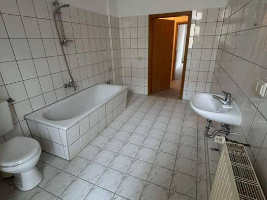 Wohnung zur Miete 372 € 2 Zimmer 62 m² frei ab sofort Vater-Jahn-Straße 29 Zeitz 06712