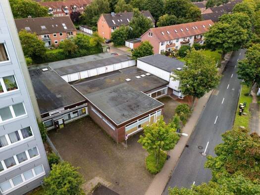 Büro zur Miete provisionsfrei 1.450 € 180 m² Bürofläche teilbar von 43,8 m² bis 180 m² Ostlandstraße 116 Oldenburg Oldenburg in Holstein 23758