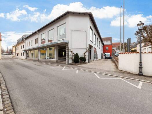 Haus zum Kauf 1.250.000 € 10 Zimmer 340 m² 1.340 m² Grundstück Vohenstrauß 92648