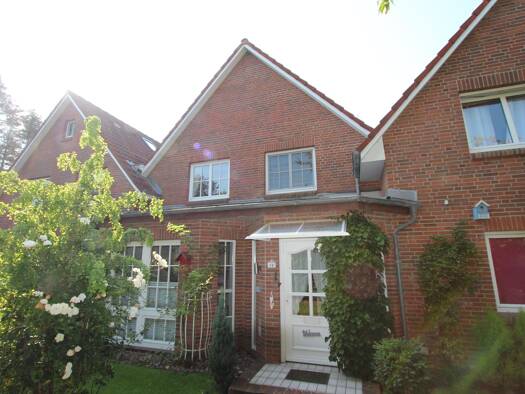 Reihenmittelhaus zum Kauf 298.000 € 3,5 Zimmer 140 m² 1.385 m² Grundstück frei ab sofort Niebüll 25899