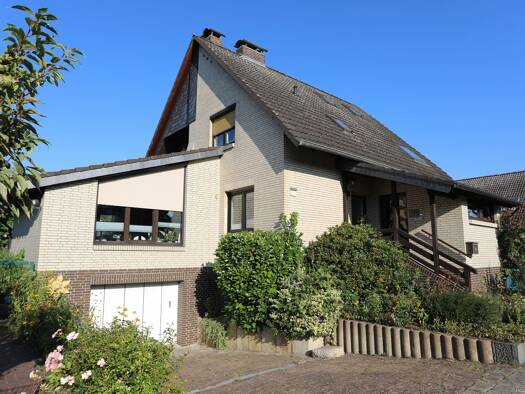 Einfamilienhaus zum Kauf 349.000 € 8 Zimmer 162,3 m² 630 m² Grundstück frei ab 01.01.2027 Gifhorn Gifhorn 38518