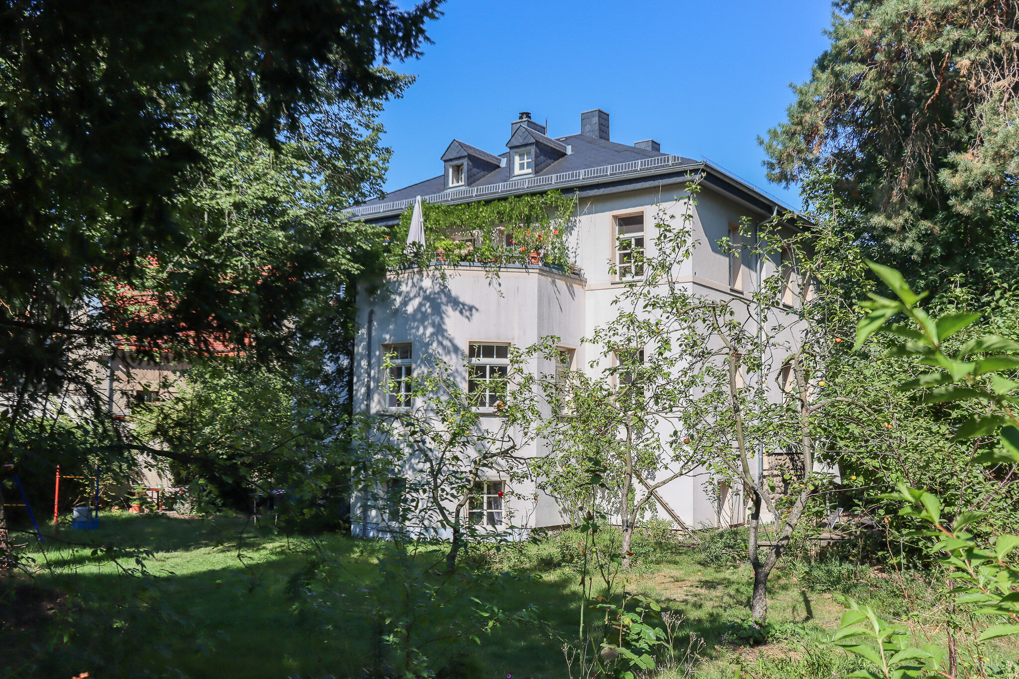 Villa zum Kauf 1.195.000 € 12 Zimmer 353 m²<br/>Wohnfläche 1.070 m²<br/>Grundstück Blasewitz (Kretschmerstr.) Dresden 01309