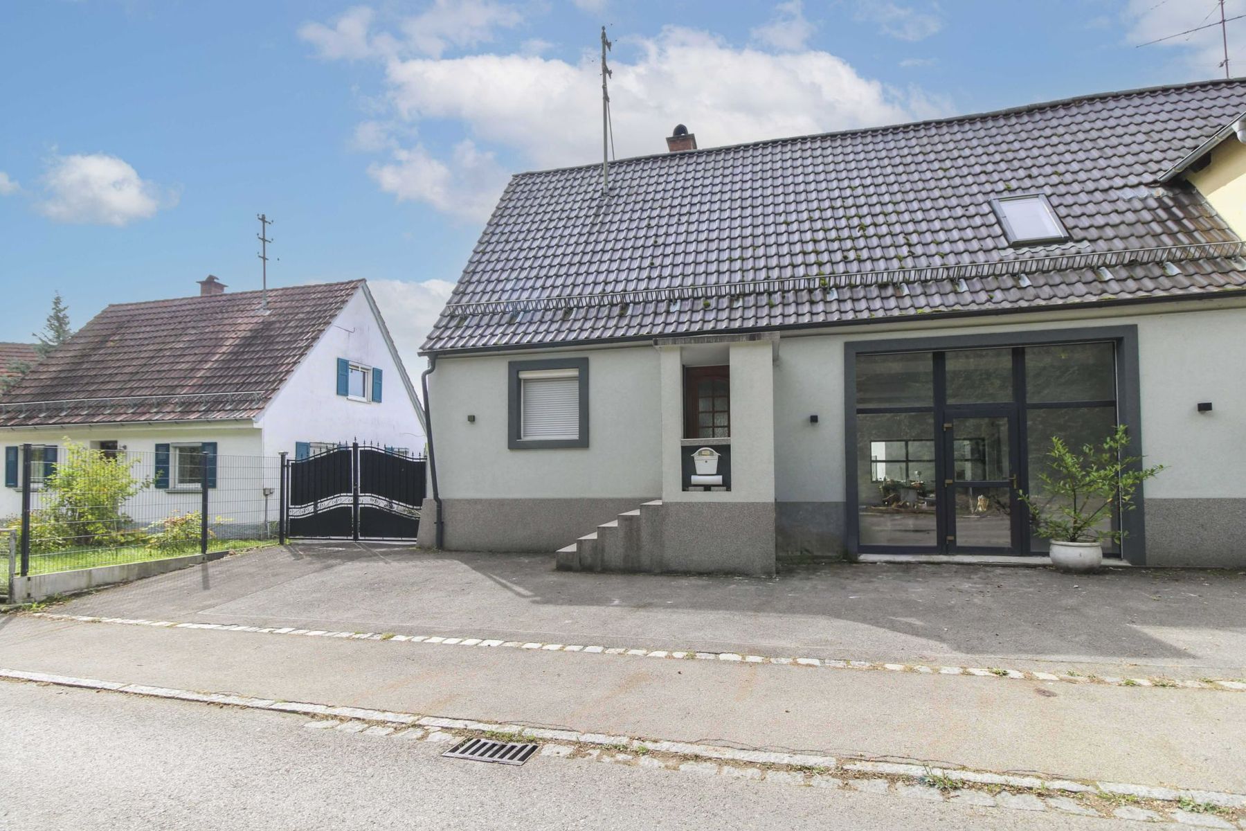 Immobilie zum Kauf als Kapitalanlage geeignet 495.000 € 4 Zimmer 177,5 m²<br/>Fläche 880,2 m²<br/>Grundstück Gabelbach Zusmarshausen 86441