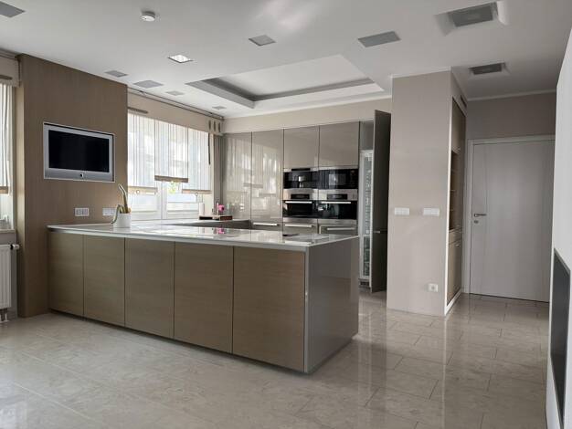 Wohnung zur Miete 1.650 € 3 Zimmer 141 m² 1. Geschoss Gesundbrunnen Halle (Saale) 06110