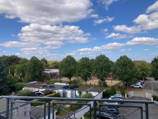 Wohnung zur Miete 790 € 3 Zimmer 74 m² 3. Geschoss frei ab sofort Aachener Straße 400 Holt Mönchengladbach 41069