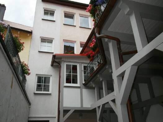 Wohnung zur Miete 375 € 2 Zimmer 63,5 m² Wettiner Straße 10 Meiningen Meiningen 98617