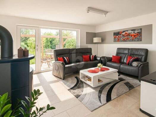 Einfamilienhaus zum Kauf 229.000 € 5 Zimmer 130 m² 188 m² Grundstück Großkugel 06184