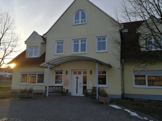 Wohnung zur Miete 865 € 114 m² Am Fuldaberg 5 Guxhagen 34302