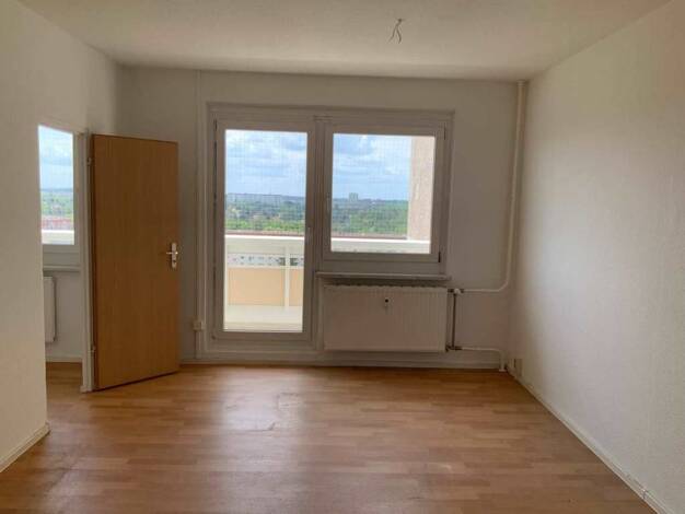 Wohnung zur Miete 350 € 2 Zimmer 54,4 m² 10. Geschoss frei ab 15.08.2025 Breisgaustr. 65 Grünau - Mitte Leipzig 04209