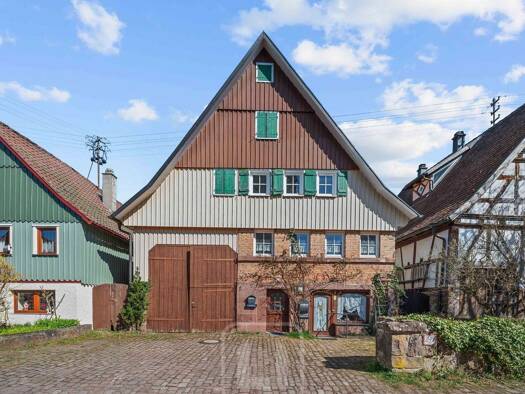 Einfamilienhaus zum Kauf 299.000 € 8 Zimmer 206,6 m² 361 m² Grundstück Zavelstein Bad Teinach-Zavelstein 75385