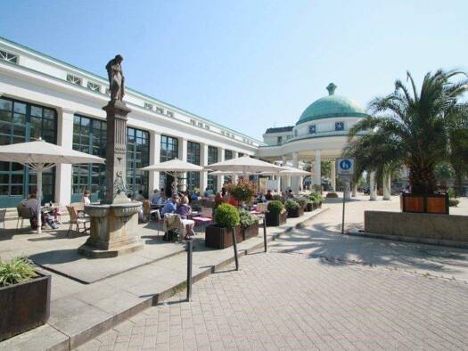 Mehrfamilienhaus zum Kauf 55 Zimmer 1.200 m² 700 m² Grundstück Bad Pyrmont 31812