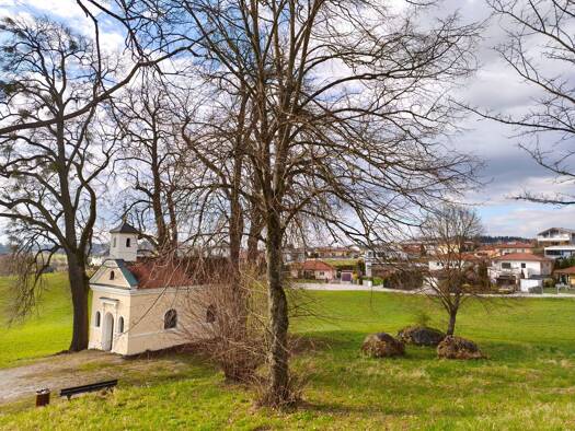 Grundstück zum Kauf 168.000 € 730 m² Grundstück Baugenehmigung vorhanden frei ab sofort Griesbach Bad Griesbach i.Rottal 94086