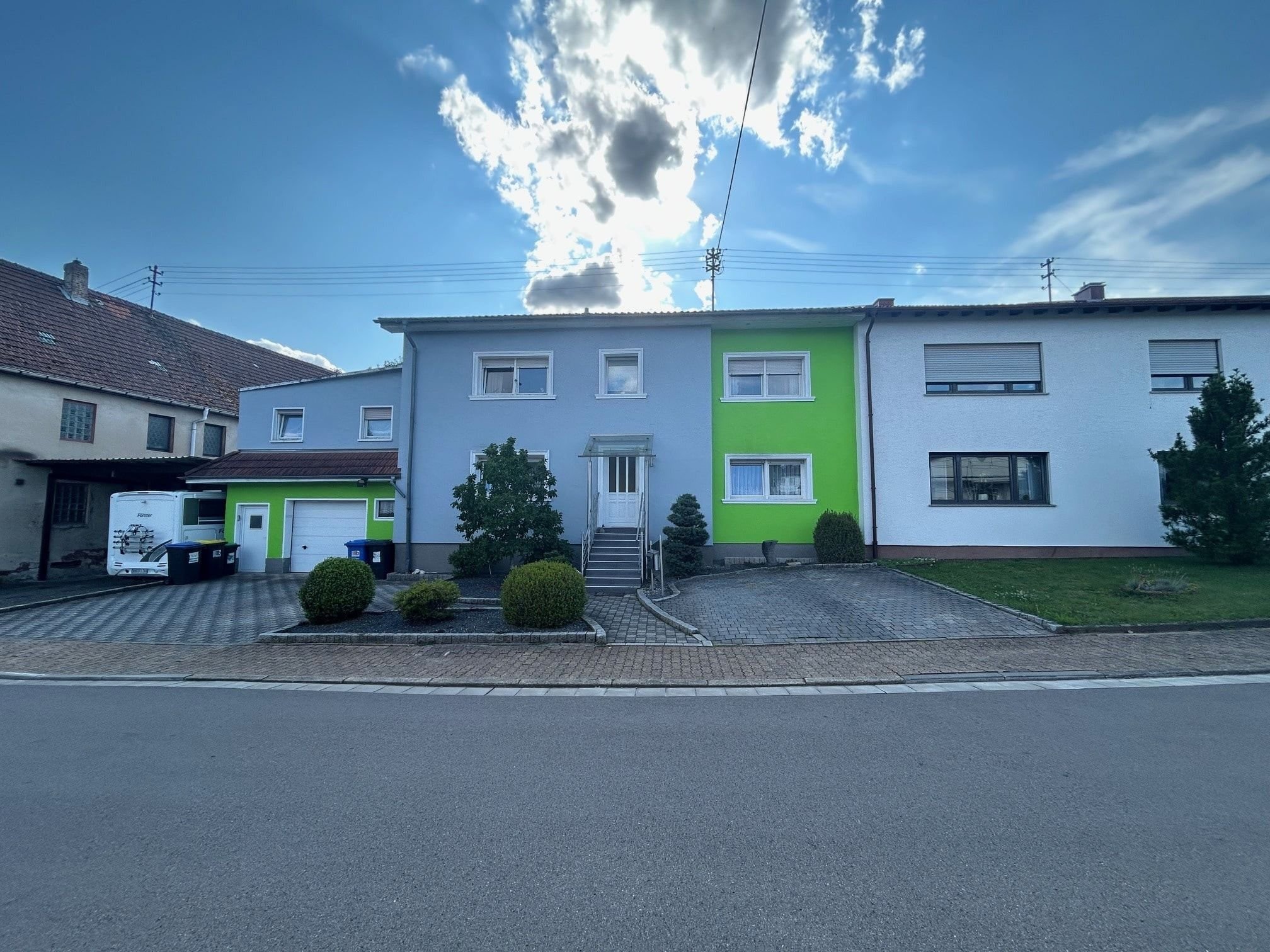 Doppelhaushälfte zum Kauf 298.000 € 11 Zimmer 340 m²<br/>Wohnfläche 517 m²<br/>Grundstück Urexweiler Marpingen 66646