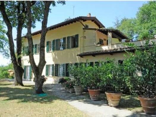Villa zum Kauf 2.500.000 € 600 m² 10.000 m² Grundstück Forenza