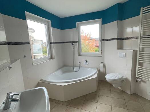 Terrassenwohnung zum Kauf provisionsfrei 330.000 € 2,5 Zimmer 95 m² Geschoss 1/3 Schirwindter Straße 52 Winsen Winsen (Luhe) 21423