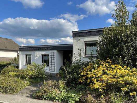 Reihenendhaus zum Kauf 228.000 € 5 Zimmer 127 m² 526 m² Grundstück Holthausen Plettenberg 58840