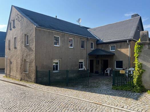 Mehrfamilienhaus zum Kauf 170.000 € 12 Zimmer 194 m² 250 m² Grundstück Pulsnitz Pulsnitz 01896